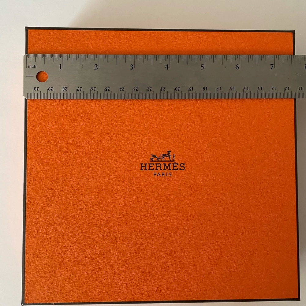 HERMÈS ACCESSORIES BOX - Picture 5 of 12